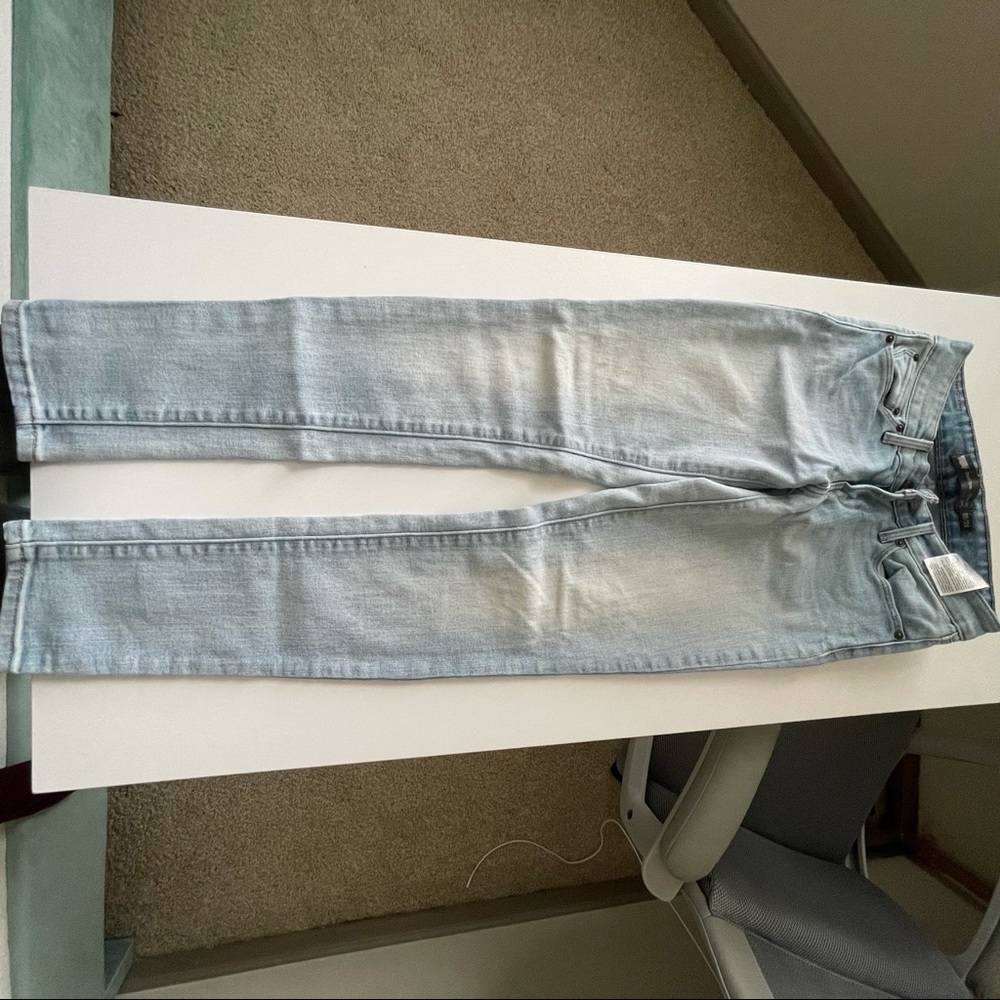 Levi jeans